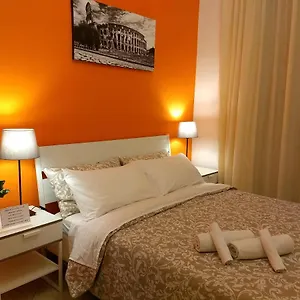 Amoraroma, Economy With Shared Bathrooms Gasthof
