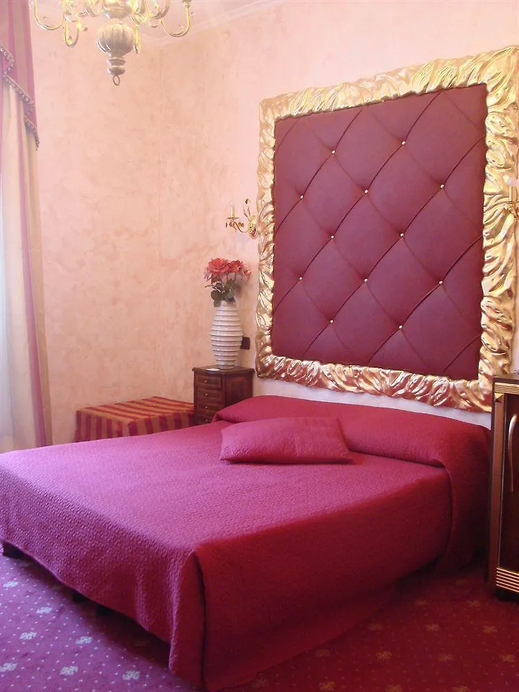 *** Guest house Residenza Vaticana Rome Italy